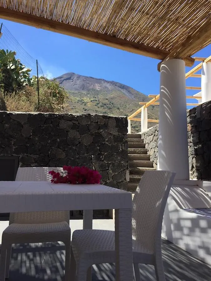بيت للعطل فيلا Casa Martha سترومبولي